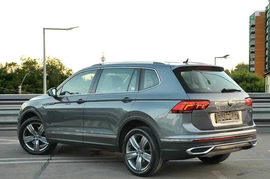 Volkswagen Tiguan II 2.0 TDI SCR 4MOTION DSG Elegance — imagine 4