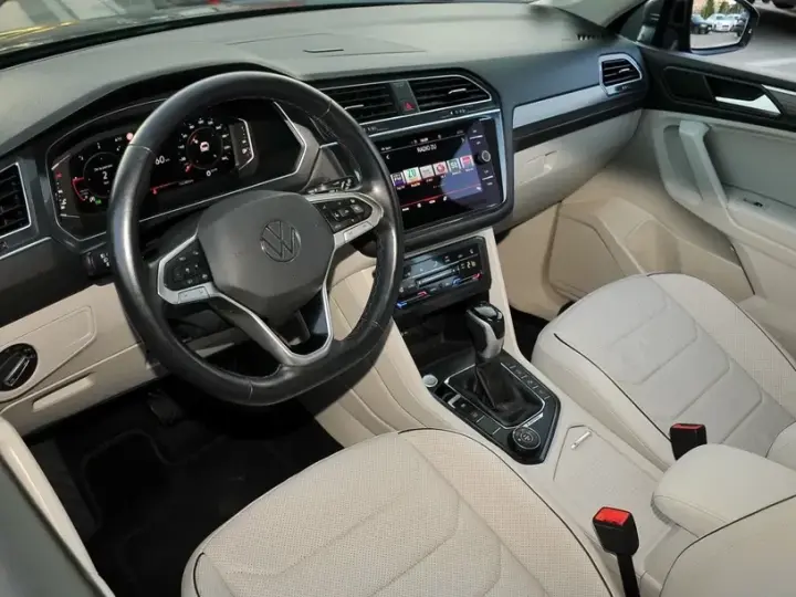 Volkswagen Tiguan II 2.0 TDI SCR 4MOTION DSG Elegance