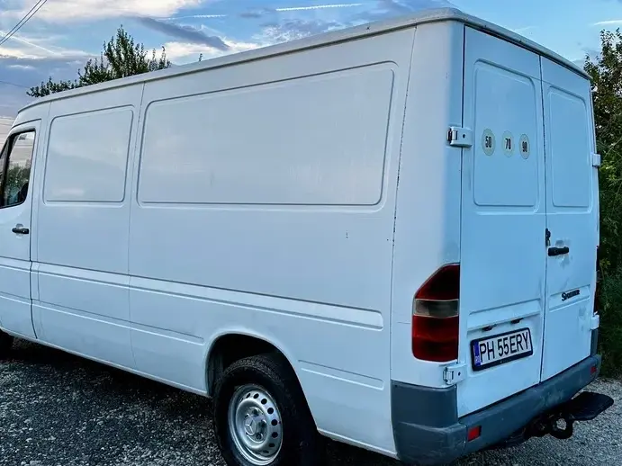 Mercedes-Benz Sprinter