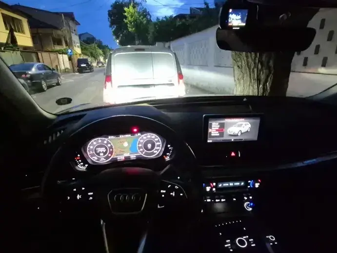 Audi Q5 FY 2.0 TFSI S tronic Sport
