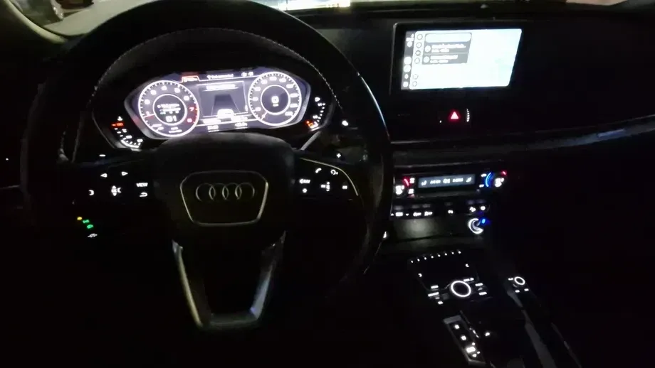 Audi Q5 FY 2.0 TFSI S tronic Sport — imagine 8