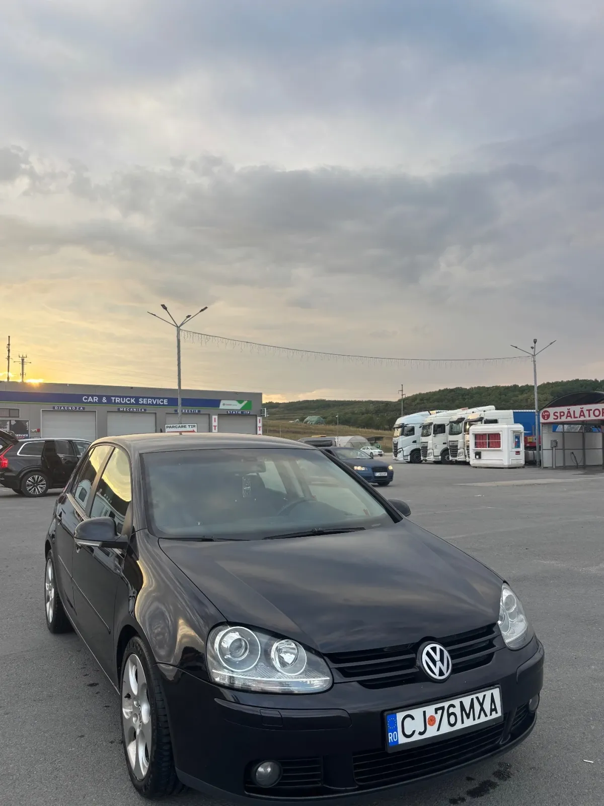 Volkswagen Golf V 1.9 TDI Sportline — imagine 10