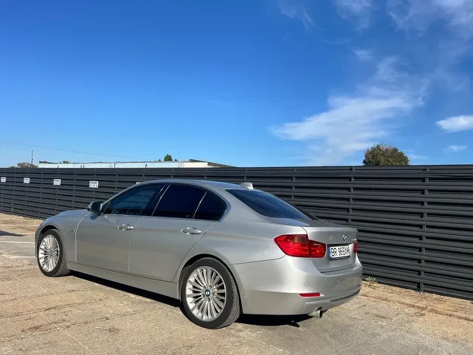 BMW Seria 3 F30/F31/F34 320d — imagine 4