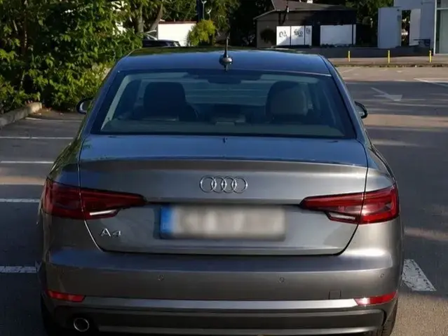 Audi A4 Limuzina B9