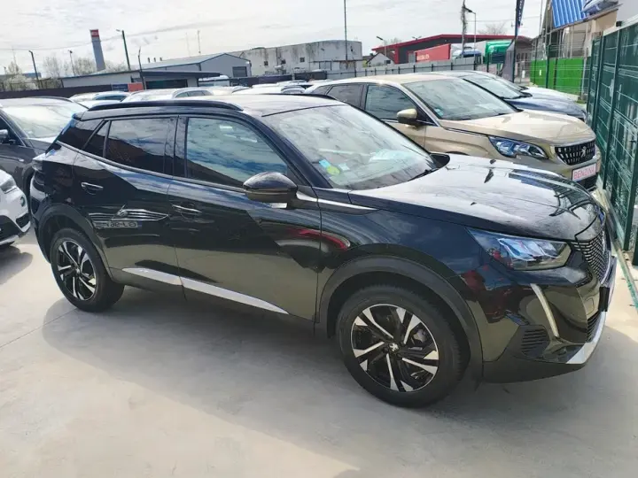 Peugeot 2008 II 1.5 BlueHDI 130 S&S EAT8 Allure