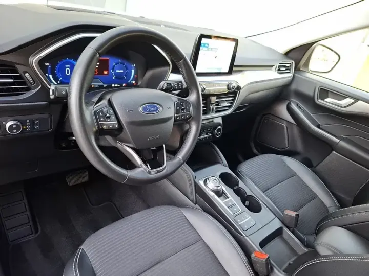 Ford Kuga III 2.0 EcoBlue 4x4 Aut. TITANIUM X