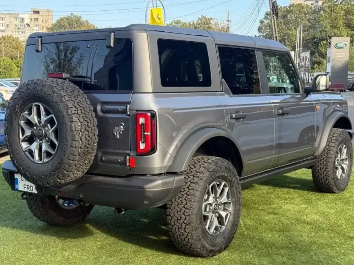 Ford Bronco