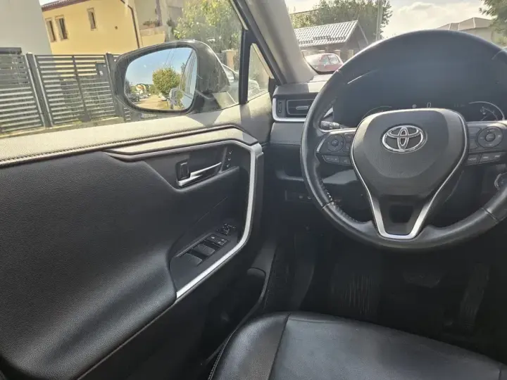 Toyota RAV4 V 2.5 VVT-iE 4x4 Luxury