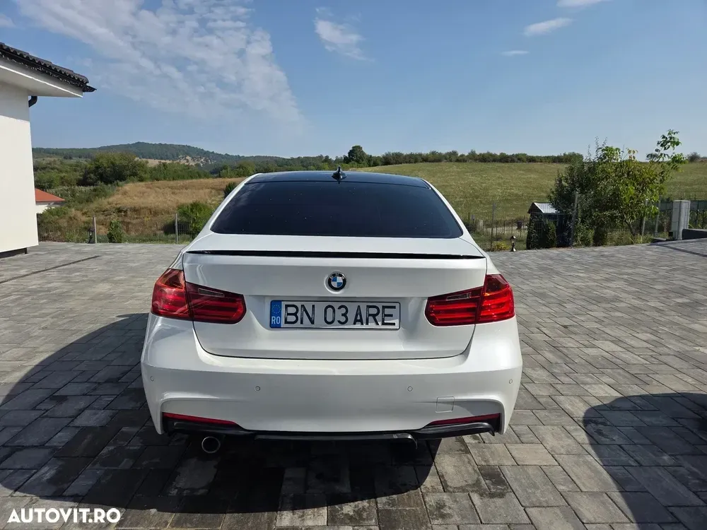 BMW Seria 3 F30/F31/F34 [2011 - 2019] — imagine 2