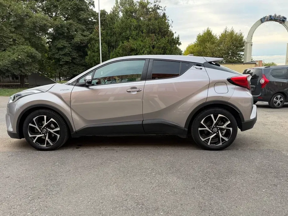 Toyota C-HR — imagine 6