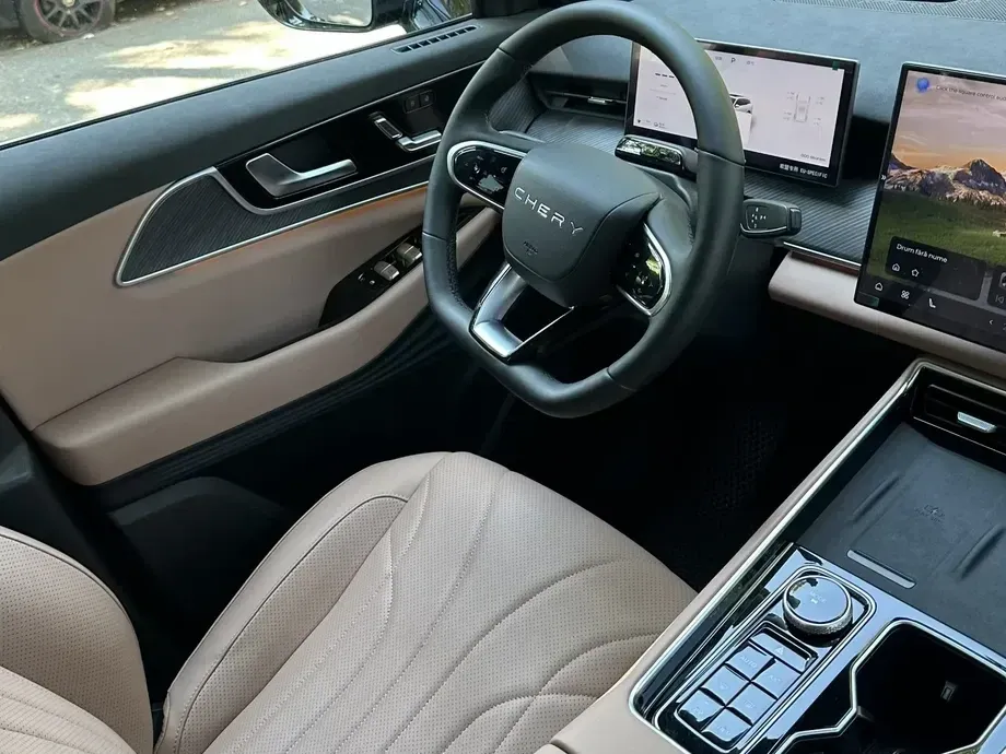 Chery Tiggo 9 1.5 TGDI DHT AWD PHEV Unique — imagine 7