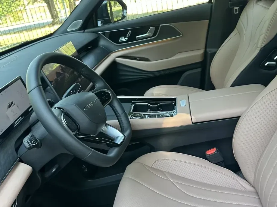 Chery Tiggo 9 1.5 TGDI DHT AWD PHEV Unique — imagine 8