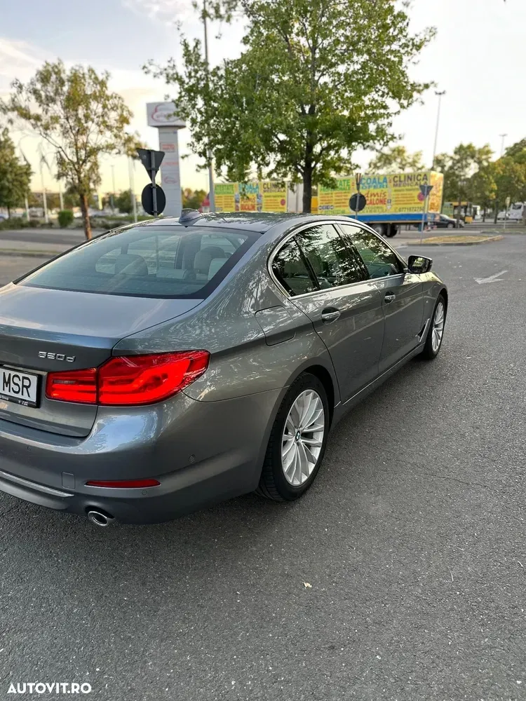 BMW Seria 5 G30/G31 [2017 - Prezent] 520d xDrive AT — imagine 4