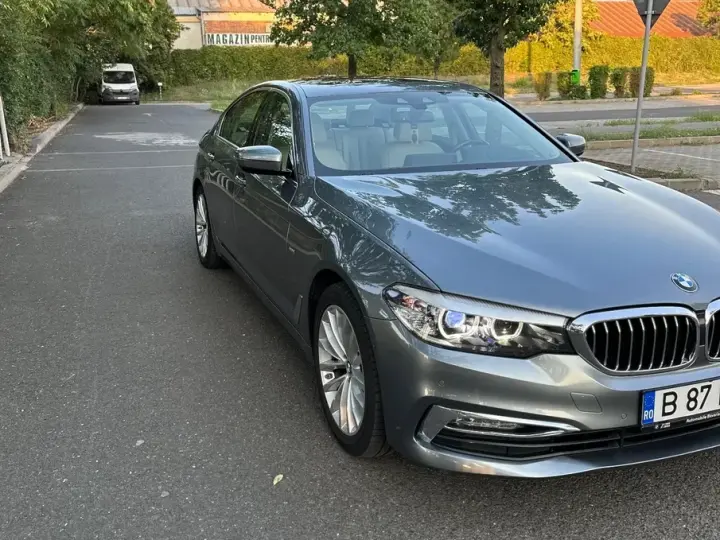 BMW Seria 5 G30/G31 [2017 - Prezent] 520d xDrive AT