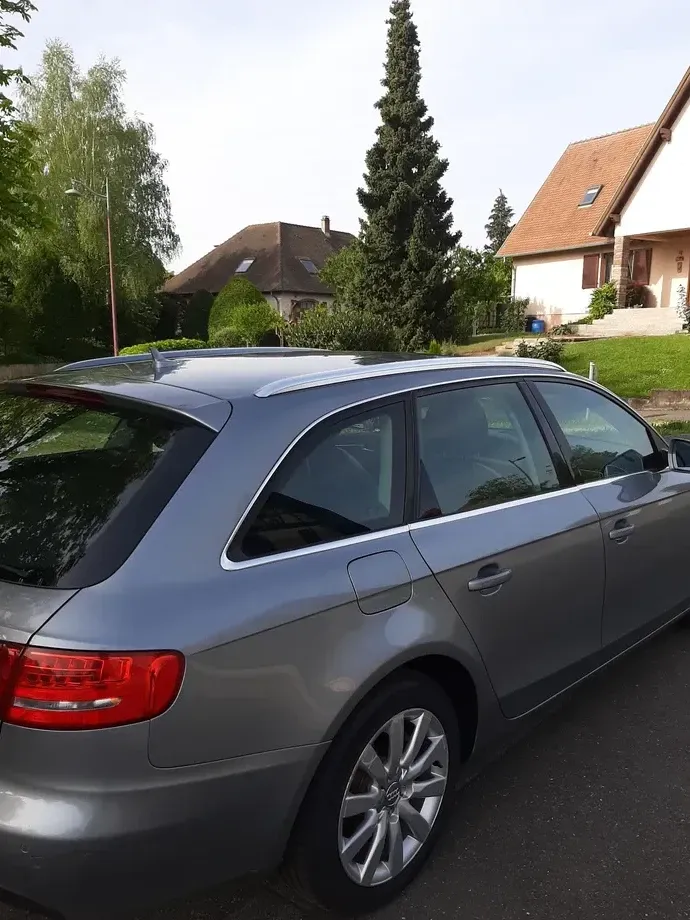 Audi A4 Avant B8 2.0 TDI Multitronic — imagine 2