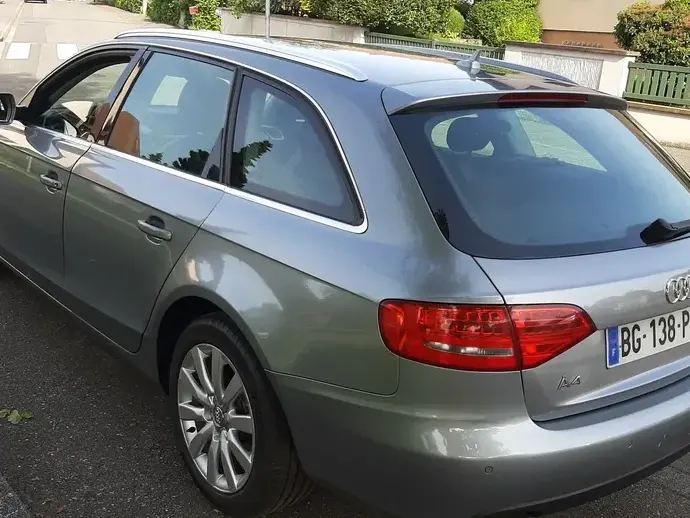 Audi A4 Avant B8 2.0 TDI Multitronic