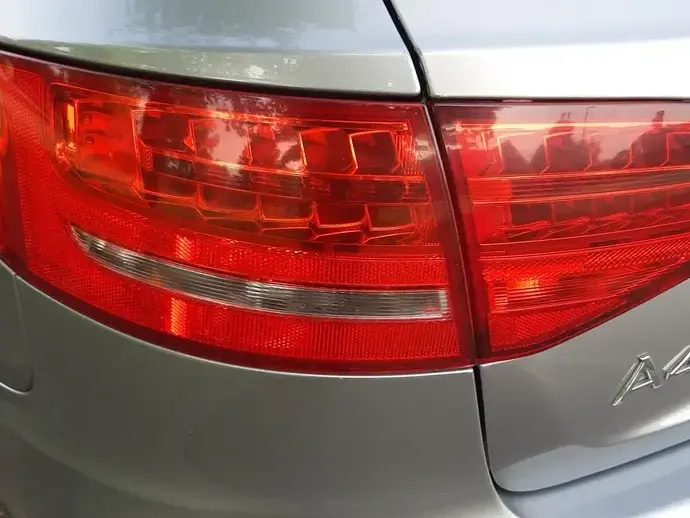 Audi A4 Avant B8 2.0 TDI Multitronic