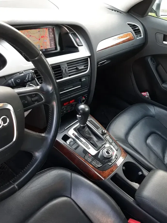 Audi A4 Avant B8 2.0 TDI Multitronic — imagine 10