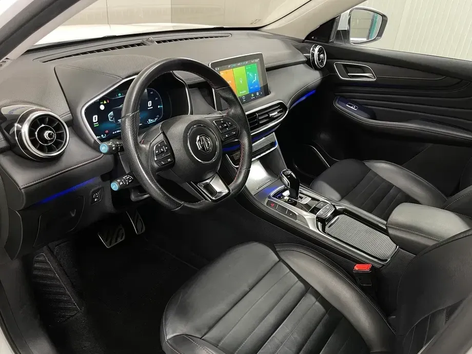 MG EHS 1.5 T-GDi AT PHEV Exclusive — imagine 5
