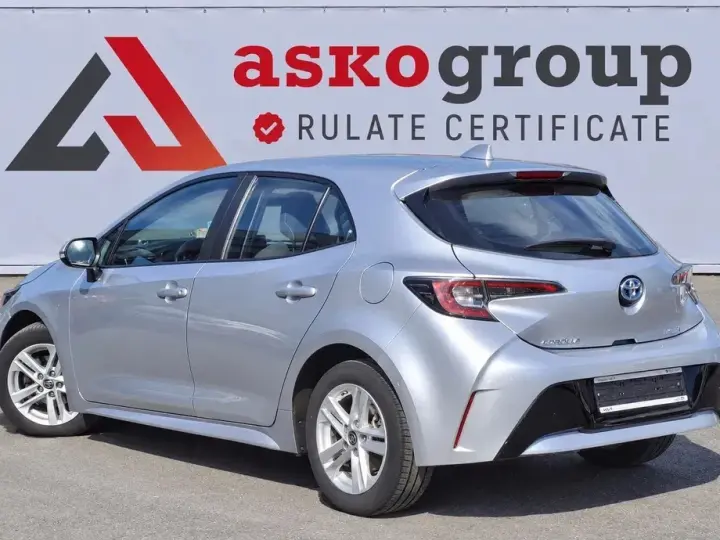 Toyota Corolla XII 1.8 HSD Dynamic