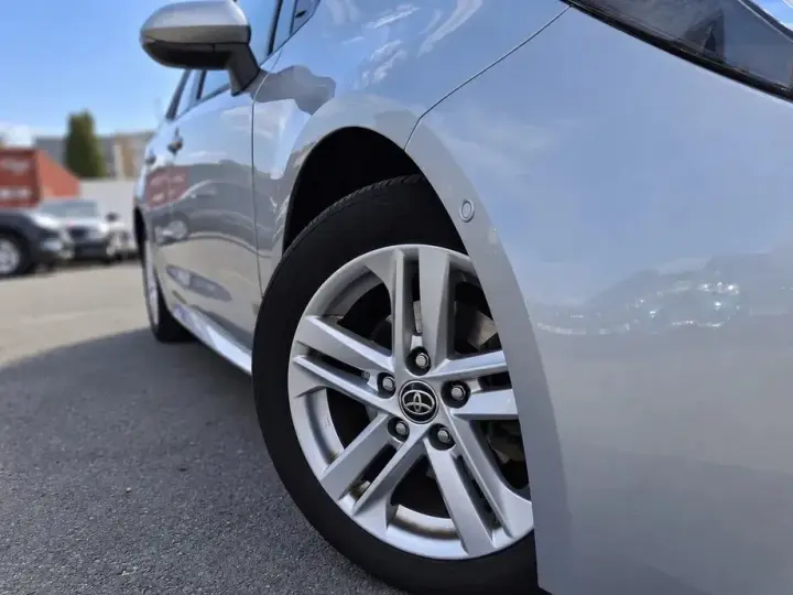 Toyota Corolla XII 1.8 HSD Dynamic