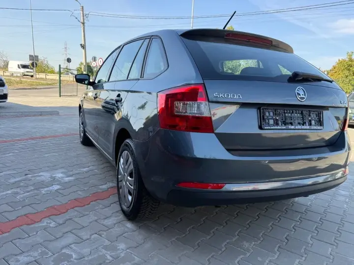 Škoda Rapid