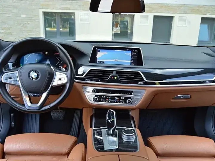 BMW Seria 7 G11/G12 730d xDrive