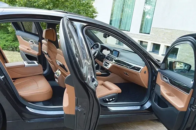 BMW Seria 7 G11/G12 730d xDrive — imagine 10