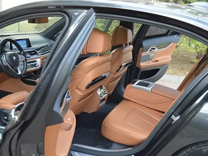BMW Seria 7 G11/G12 730d xDrive