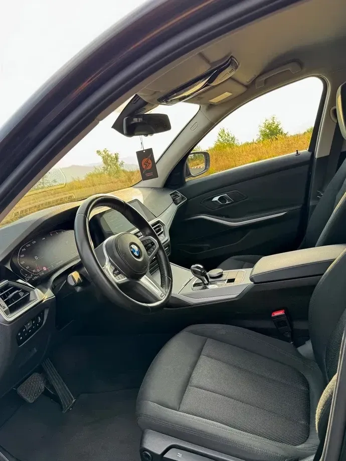 BMW Seria 3 G20/G21 — imagine 7