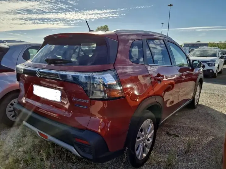 Suzuki S-Cross 1.5 HEV Passion