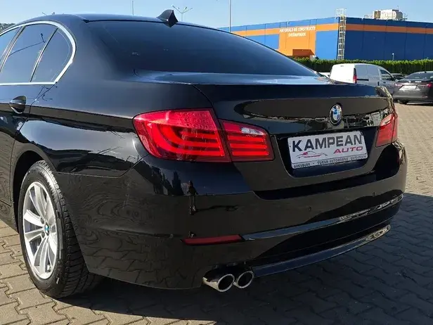 BMW Seria 5 F10/F11/F07 [2010 - 2017] 520d Luxury Line