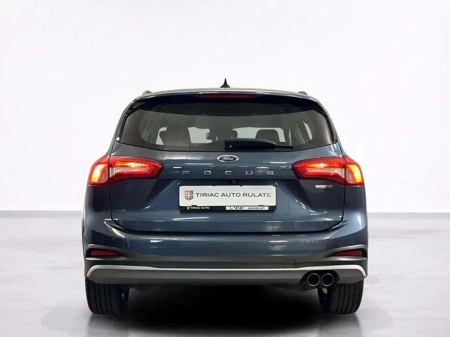 Ford Focus — imagine 4