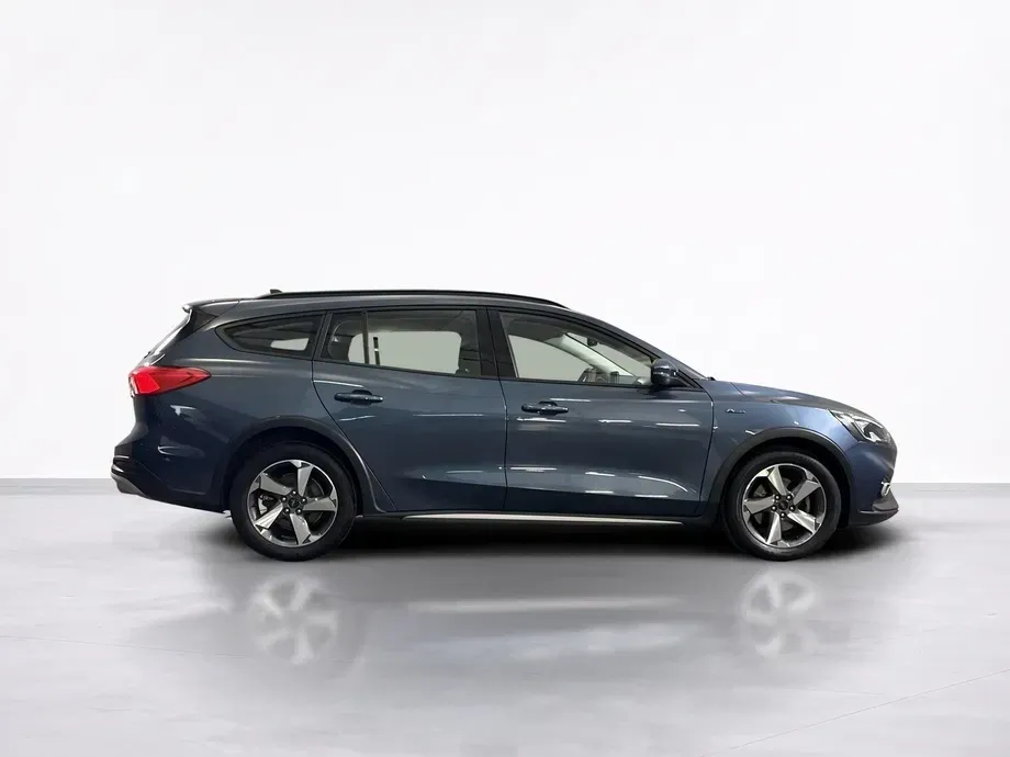 Ford Focus — imagine 6