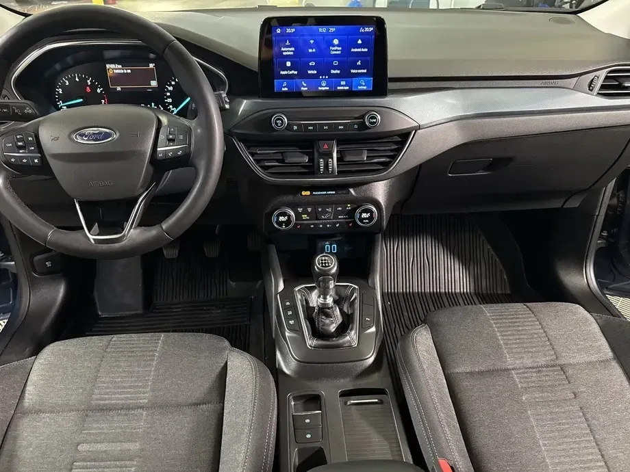 Ford Focus — imagine 9