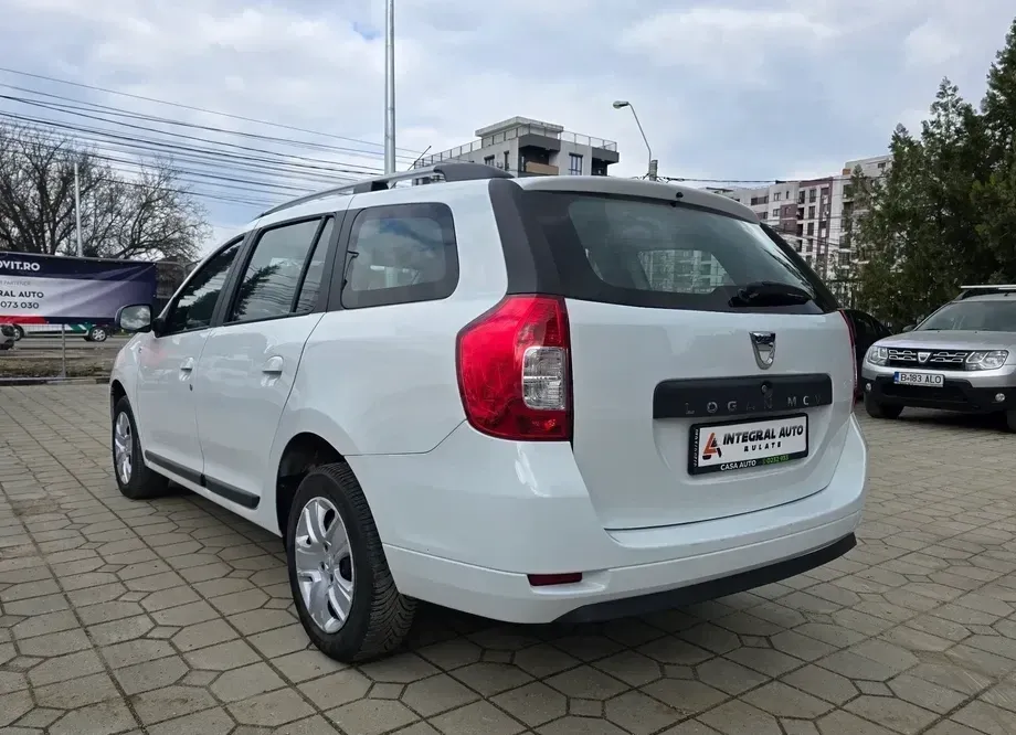 Dacia Logan 1.5 dCi Laureate — imagine 3