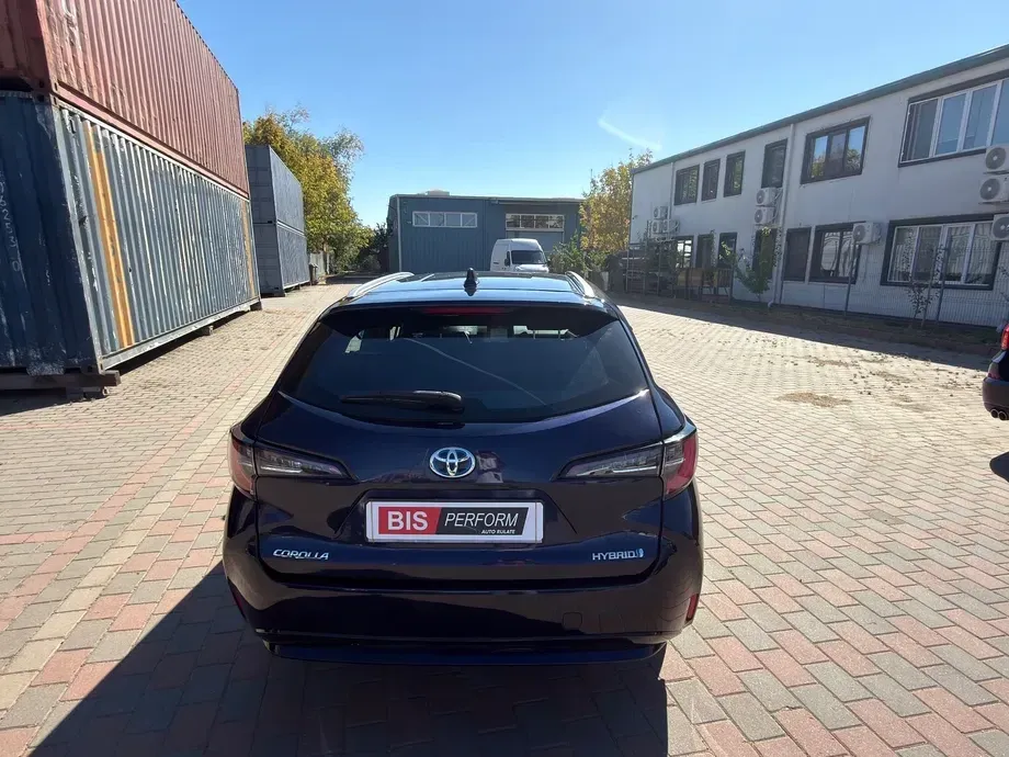 Toyota Corolla 1.8 Business Edition — imagine 8