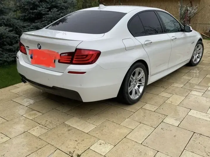 BMW Seria 5 F10/F11/F07 [2010 - 2017] 525d xDrive