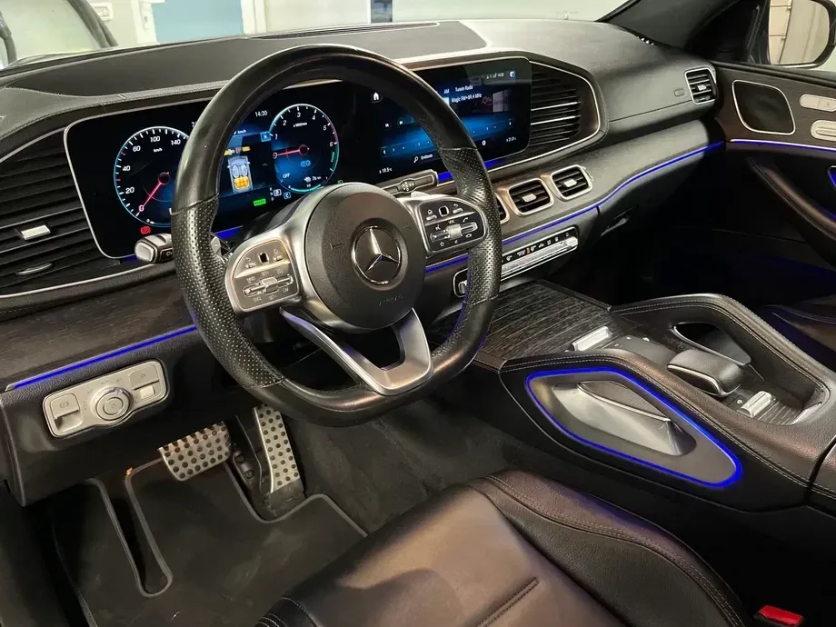 Mercedes-Benz GLE Coupe 350 de 4Matic 9G-TRONIC AMG Line — imagine 9