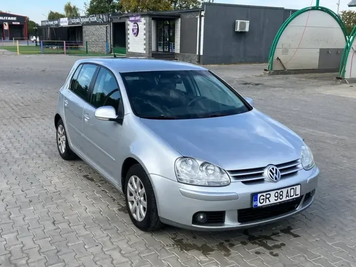 Volkswagen Golf V