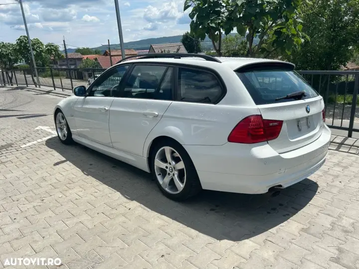 BMW Seria 3 E90/E91/E92/E93 [2005 - 2013] 320d DPF