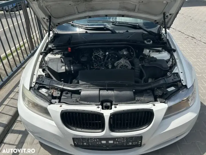 BMW Seria 3 E90/E91/E92/E93 [2005 - 2013] 320d DPF