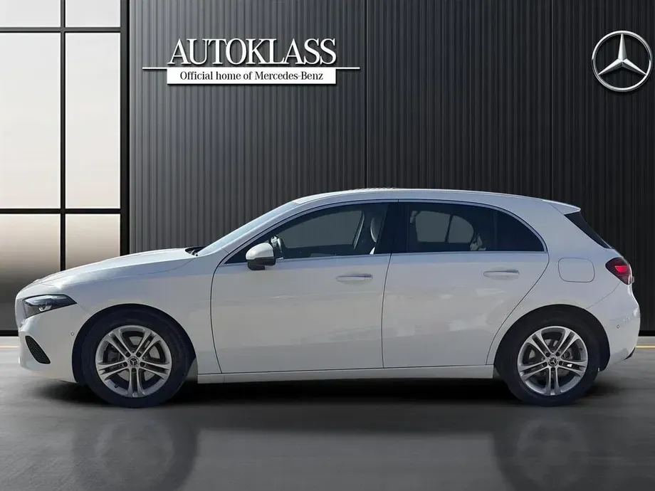 Mercedes-Benz A 200 MHEV 7G-DCT — imagine 3