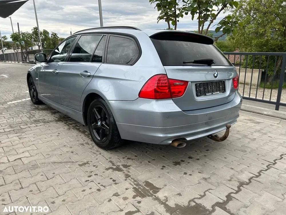 BMW Seria 3 E90/E91/E92/E93 [2005 - 2013] 318d DPF Aut. — imagine 3