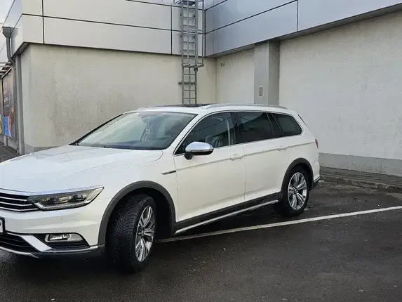 Volkswagen Passat Alltrack B8