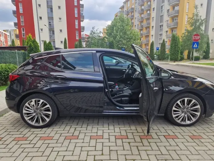 Opel Astra K