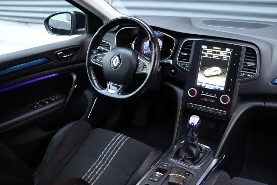 Renault Mégane IV ENERGY TCe 130 GT LINE — imagine 10