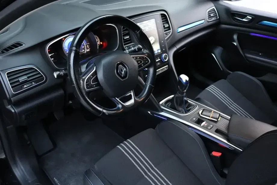 Renault Mégane IV ENERGY TCe 130 GT LINE — imagine 9