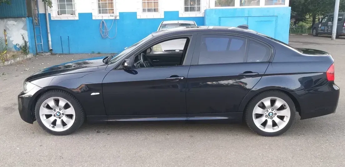 BMW Seria 3 E90/E91/E92/E93 330xi Aut. — imagine 6