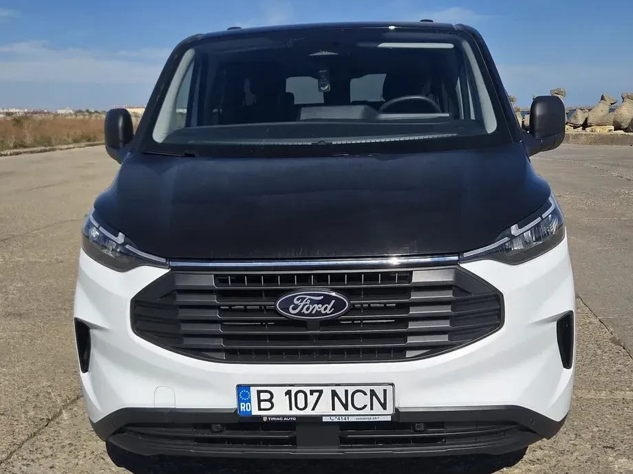 Ford Transit — imagine 9
